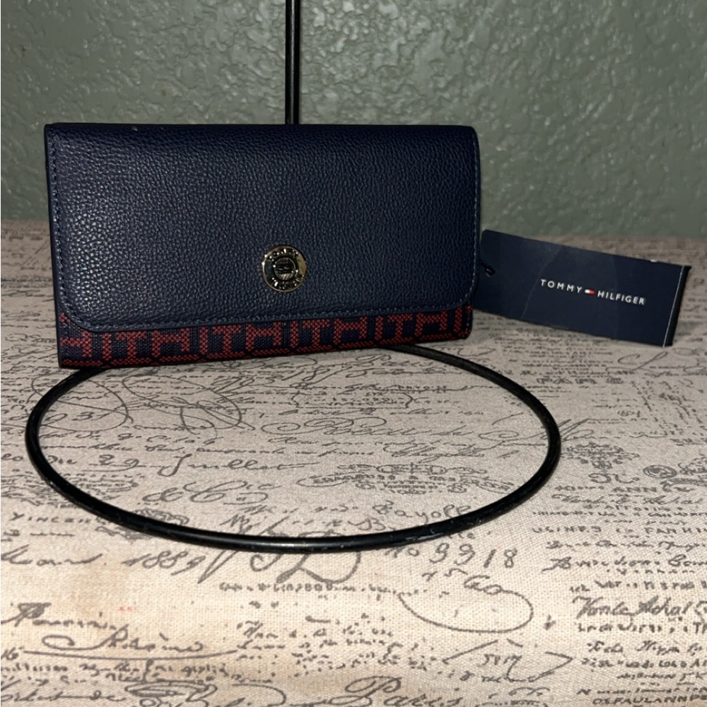 Tommy Hilfiger Navy Crossbody Wallet with Red Logo Trim